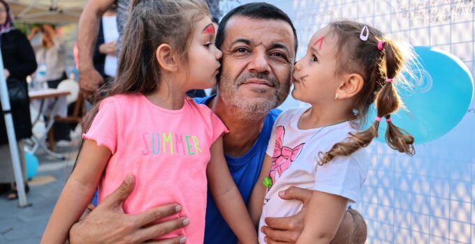 Denizli Büyükşehir’den Öğrencilere ve Ailelere Yeni Eğitim Yılında Güçlü Destek
