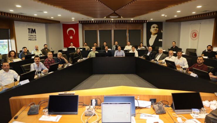 DENİB’de “İnsan+Yapay Zeka İş Birliği” Eğitimi Gerçekleştirildi