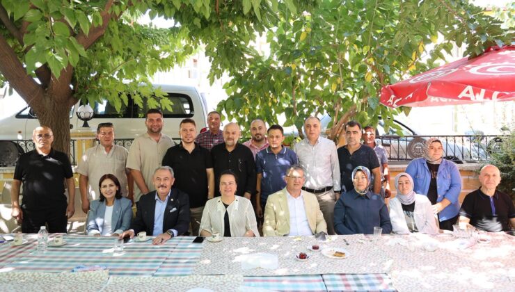 AK Parti Heyeti Buldan’da