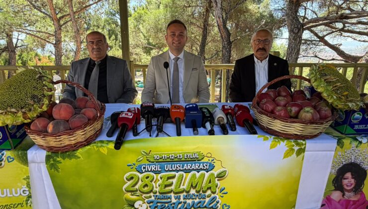 Ünlü Sanatçılar Bülent Ersoy, Derya Uluğ, Ayşe Dinçer ve Emre Fel Geliyor