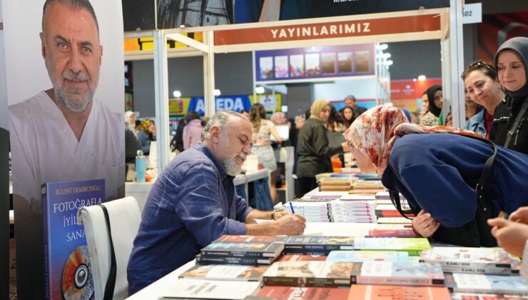 Denizli TÜYAP Kitap Fuarı’nda Yazar Yağmuru Sürüyor
