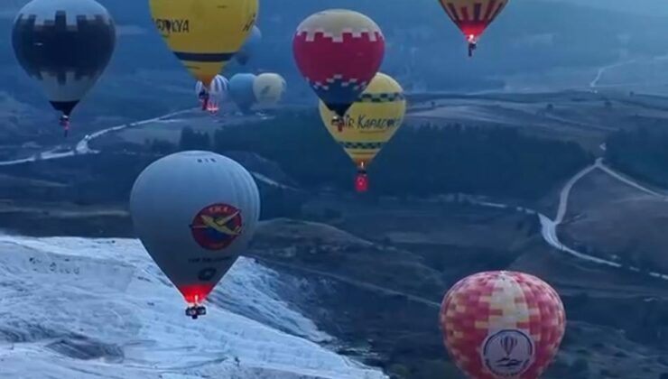 Pamukkale’de Cumhuriyet Coşkusu Bayraklı Balonlarla Gökyüzüne Taşındı